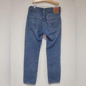 LEVIS 501 Classic Fit Vintage Style Tapered medium wash button fly size w25